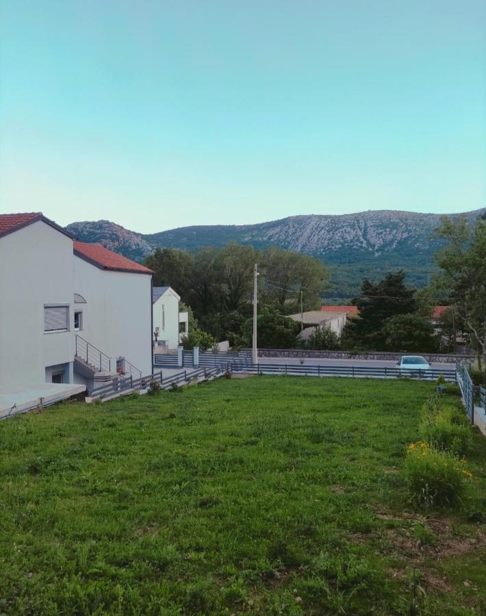Apartments Nevistic Tribalj  Bagian luar foto
